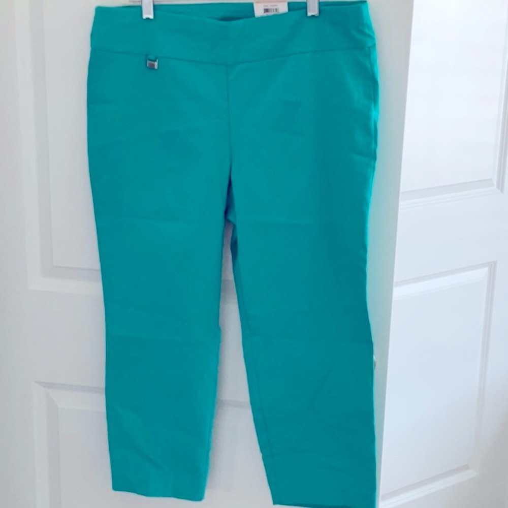 Alfani Turquoise Cropped Pants